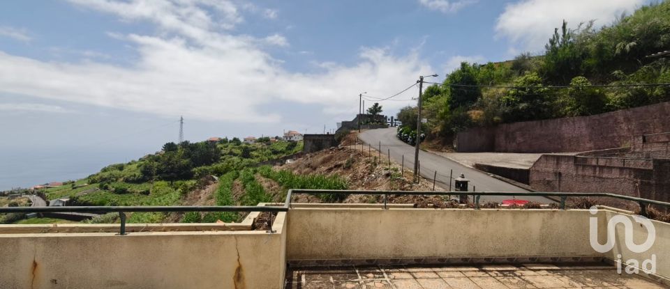 Moradia T3 em Canhas de 248 m²