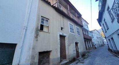 Maison T2 à Unhais da Serra de 142 m²