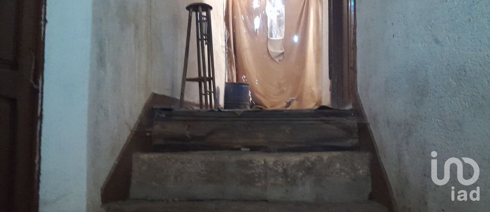 Casa / moradia T2 em Unhais da Serra de 142 m²