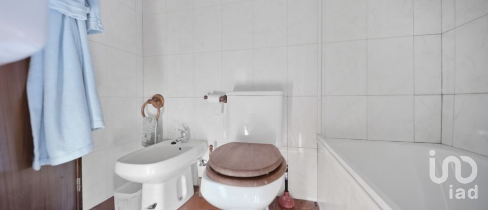 House T3 in Gandra e Taião of 130 m²