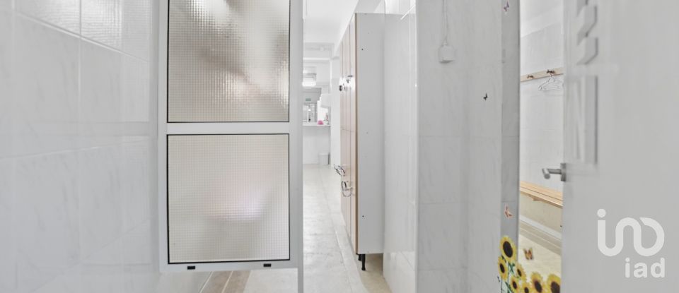 Loja / Estabelecimento Comercial em Valença, Cristelo Covo e Arão de 500 m²