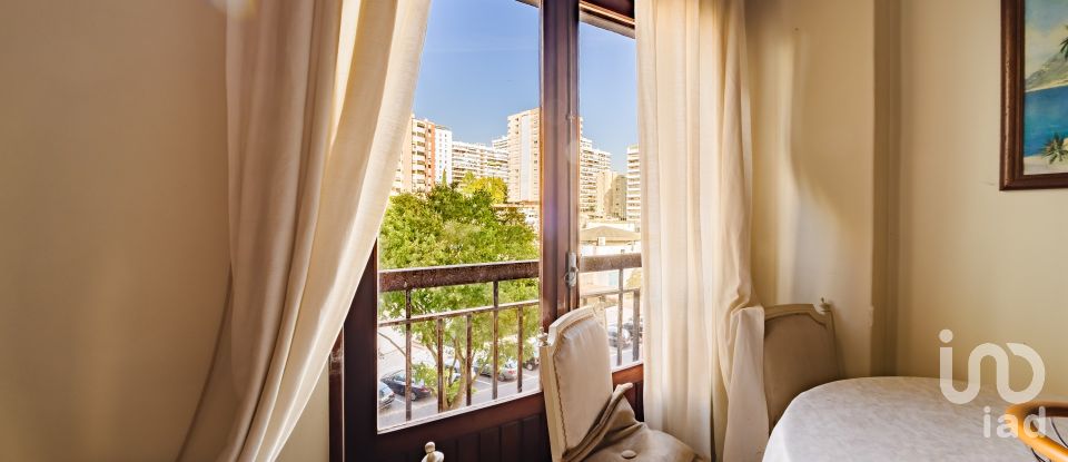 Apartamento T4 em Algés, Linda-a-Velha e Cruz Quebrada-Dafundo de 139 m²