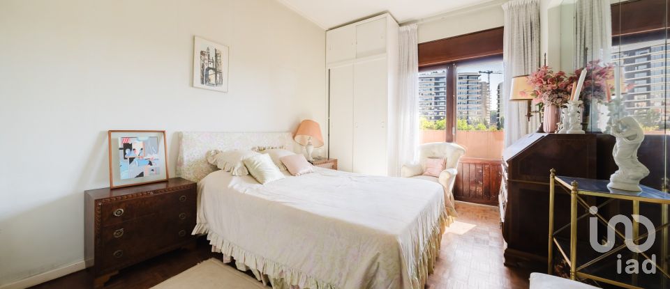 Apartamento T4 em Algés, Linda-a-Velha e Cruz Quebrada-Dafundo de 139 m²