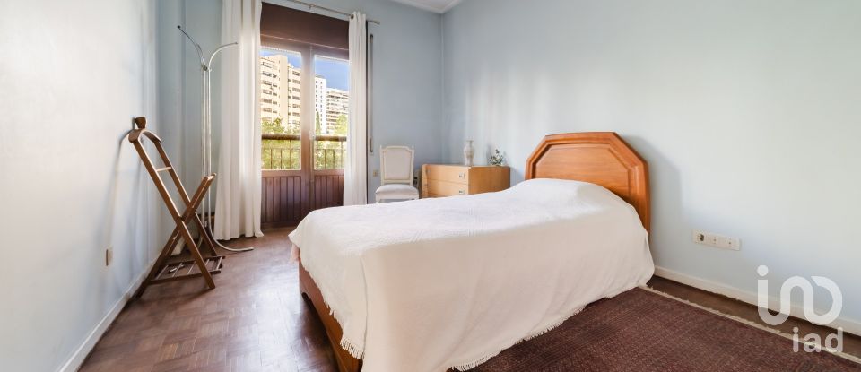 Apartamento T4 em Algés, Linda-a-Velha e Cruz Quebrada-Dafundo de 139 m²