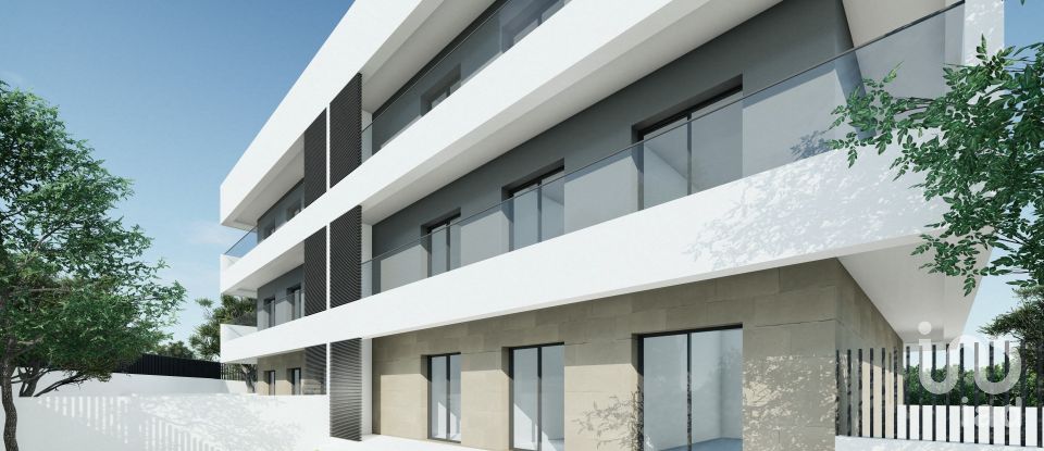 Apartamento T3 em Mexilhoeira Grande de 161 m²