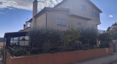 Maison de ville T4 à Mogadouro, Valverde, Vale de Porco e Vilar de Rei de 158 m²