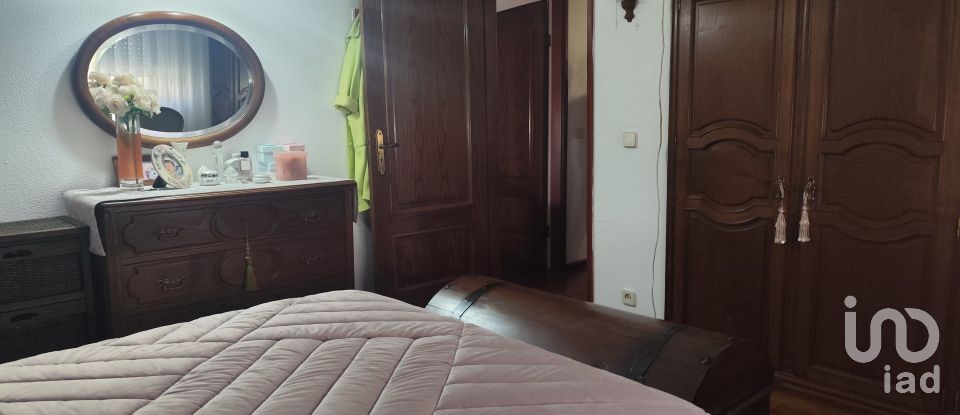 Maison de ville T4 à Mogadouro, Valverde, Vale de Porco e Vilar de Rei de 158 m²