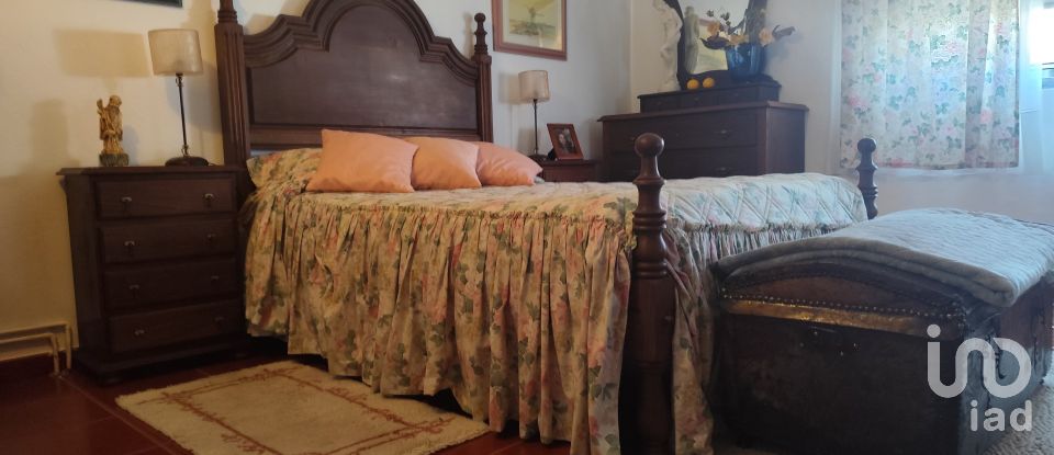 Maison de ville T4 à Mogadouro, Valverde, Vale de Porco e Vilar de Rei de 158 m²