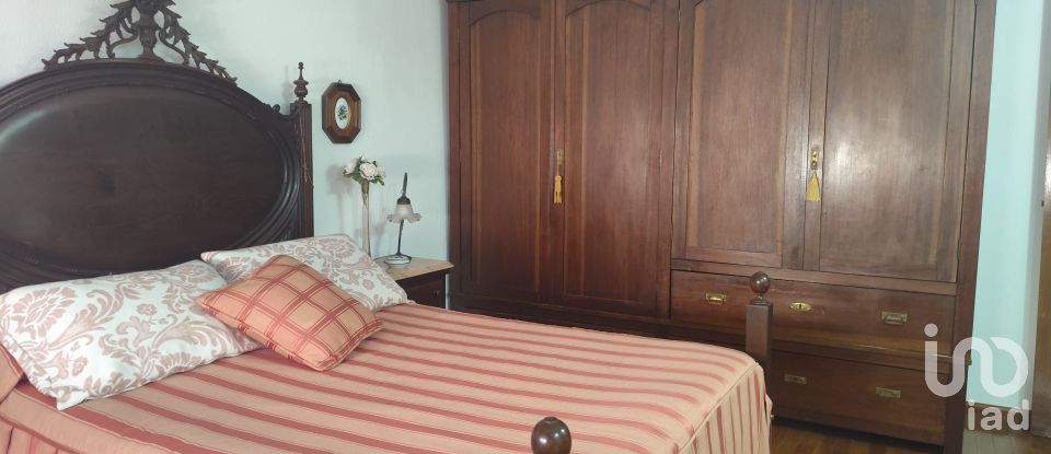 Maison de ville T4 à Mogadouro, Valverde, Vale de Porco e Vilar de Rei de 158 m²