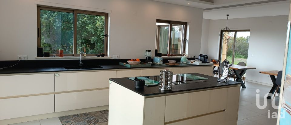 Quinta T4 em Moncarapacho e Fuseta de 267 m²