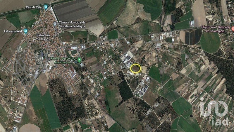 Terreno urbano em Salvaterra de Magos e Foros de Salvaterra de 5 120 m²