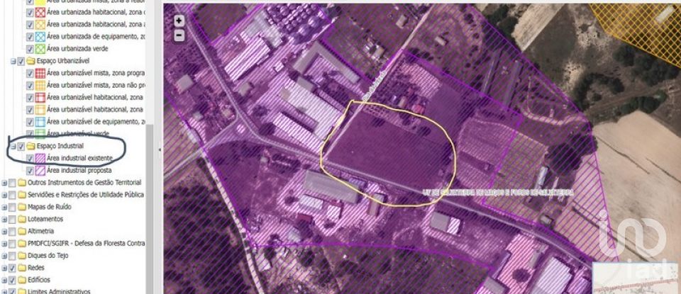 Terreno urbano em Salvaterra de Magos e Foros de Salvaterra de 5 120 m²