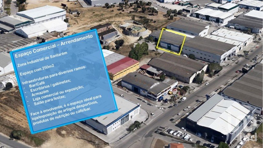 Espaço Comercial em Santarém, Santa Iria da Ribeira de Santarém, Santarém e São Nicolau de 250 m²