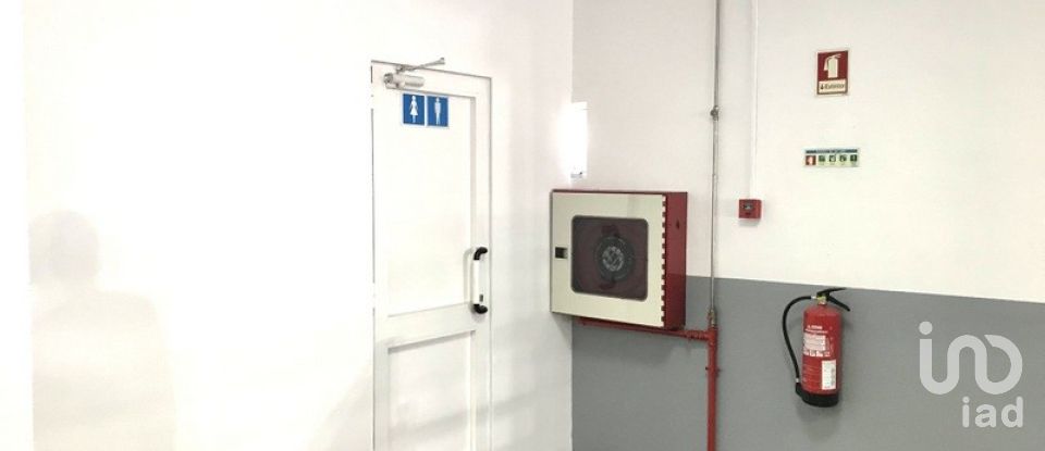 Espaço Comercial em Santarém, Santa Iria da Ribeira de Santarém, Santarém e São Nicolau de 250 m²