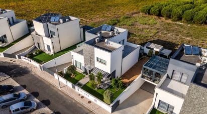 Maison T4 à Tornada e Salir do Porto de 203 m²