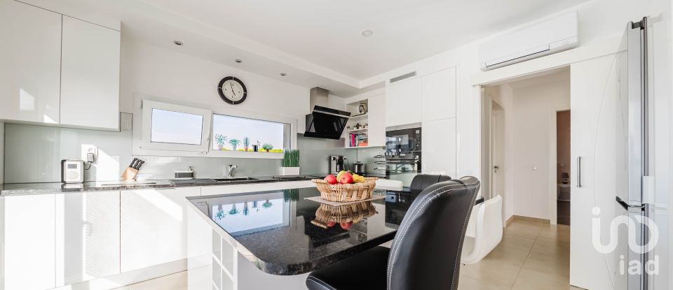 Moradia T4 em Tornada e Salir do Porto de 203 m²