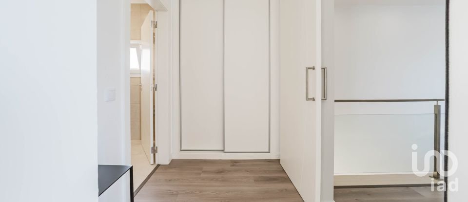 Moradia T4 em Tornada e Salir do Porto de 203 m²