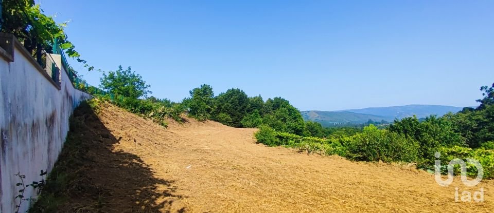 Terreno em Romarigães de 2 310 m²