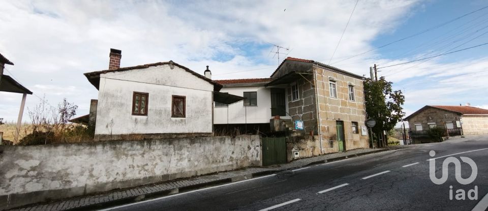 Moradia T0 em Seixo da Beira de 222 m²