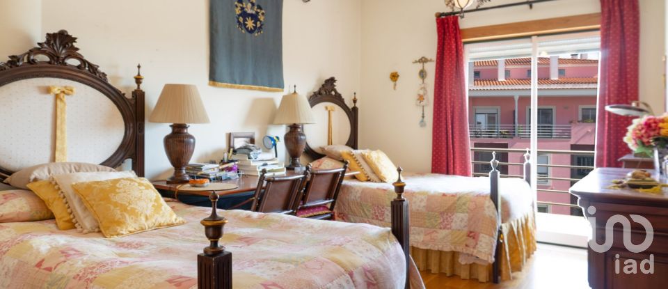 Apartamento T4 em Santarém (Marvila), Santa Iria Da Ribeira De Santarém, Santarém (São Salvador) E Santarém (São Nicolau) de 168 m²