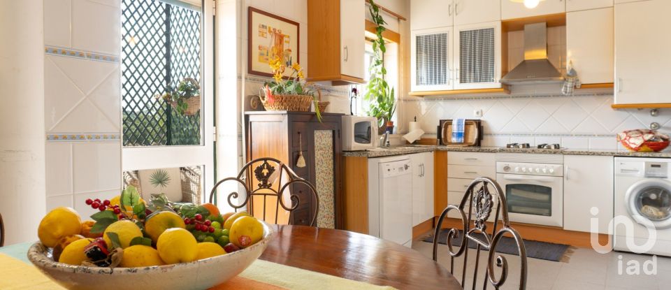 Apartamento T4 em Santarém (Marvila), Santa Iria Da Ribeira De Santarém, Santarém (São Salvador) E Santarém (São Nicolau) de 168 m²