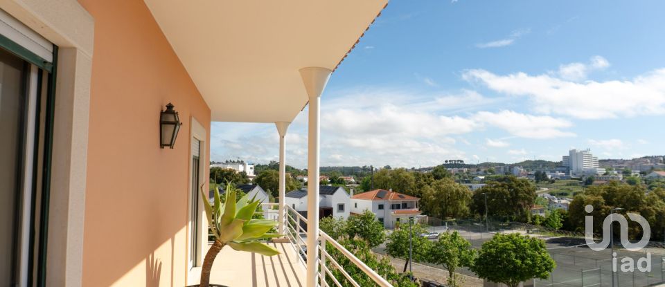 Apartamento T4 em Santarém (Marvila), Santa Iria Da Ribeira De Santarém, Santarém (São Salvador) E Santarém (São Nicolau) de 168 m²