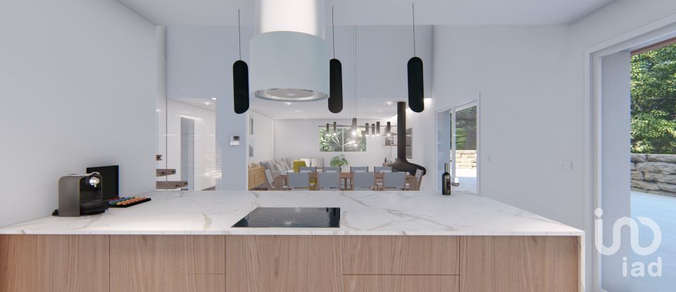 Terreno urbano em Turcifal de 753 m²