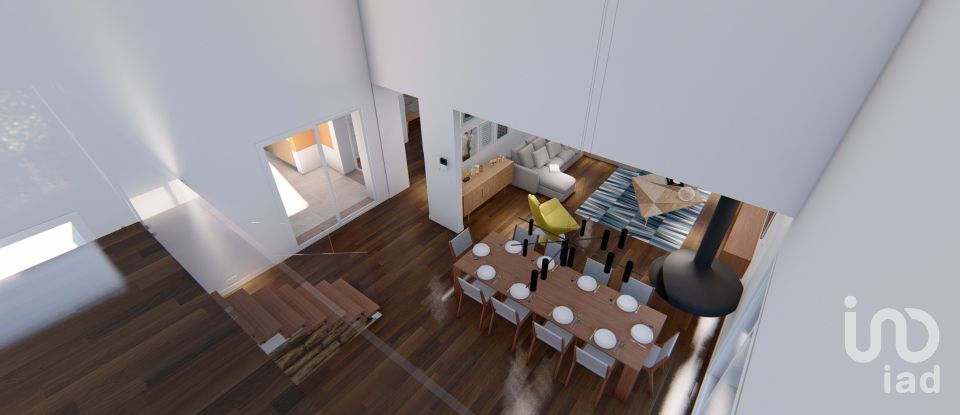 Terreno urbano em Turcifal de 753 m²