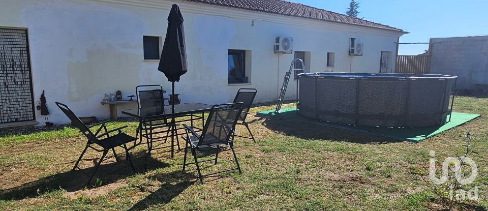 Casa de Campo T5 em - de 179 m²