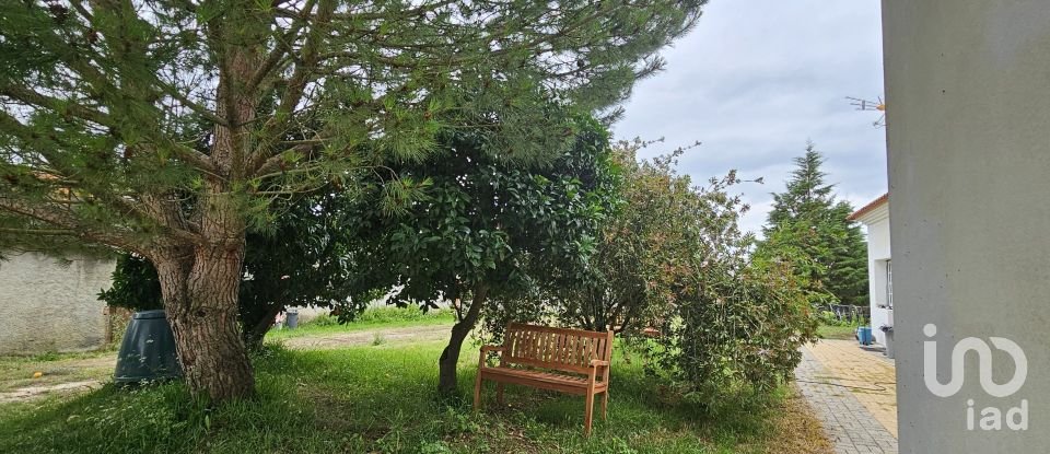 Casa de Campo T5 em - de 179 m²