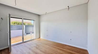 Maison T4 à Fernão Ferro de 147 m²