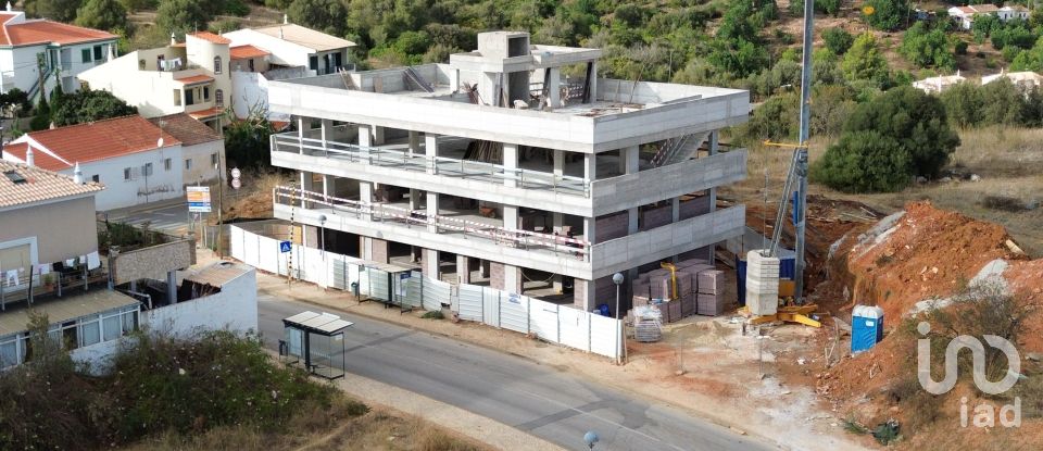 Apartamento T3 em Mexilhoeira Grande de 315 m²