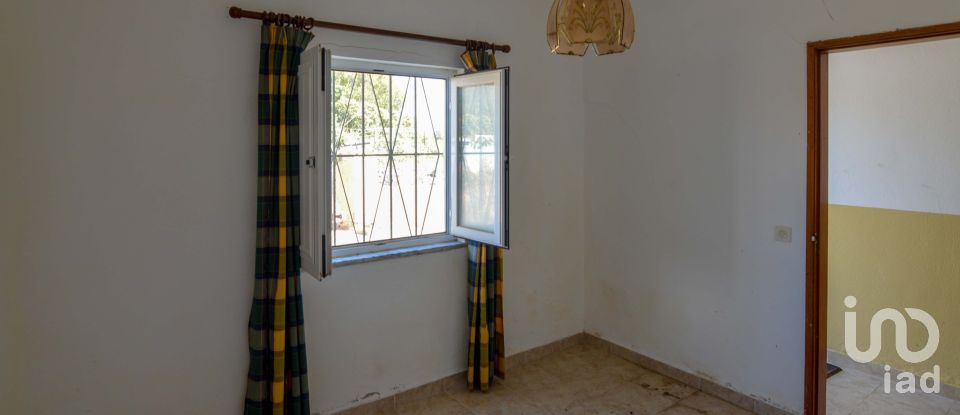 Moradia térrea T4 em Lagoa e Carvoeiro de 150 m²