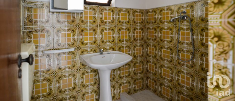 Moradia térrea T4 em Lagoa e Carvoeiro de 150 m²