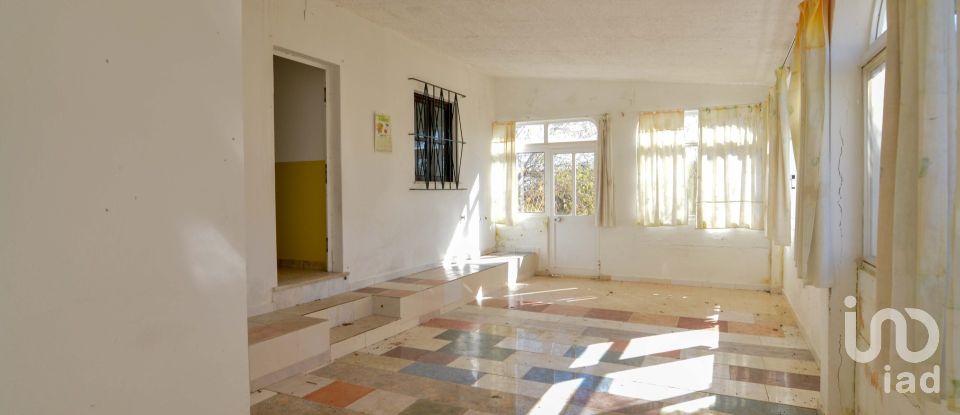 Moradia térrea T4 em Lagoa e Carvoeiro de 150 m²