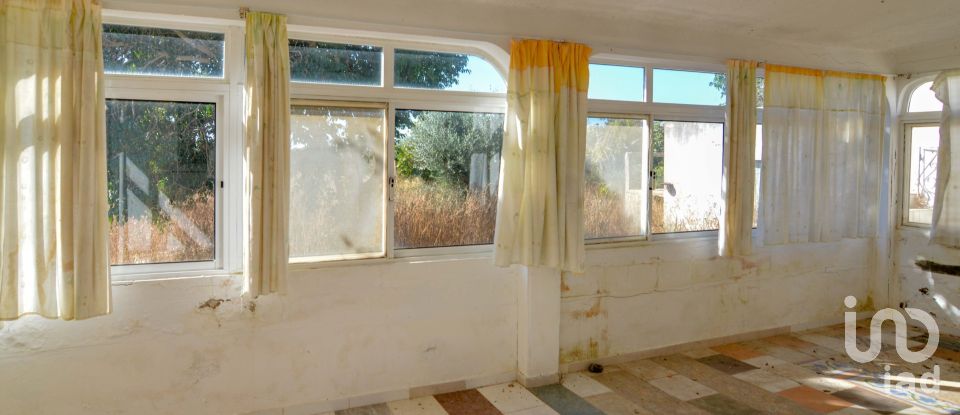 Moradia térrea T4 em Lagoa e Carvoeiro de 150 m²