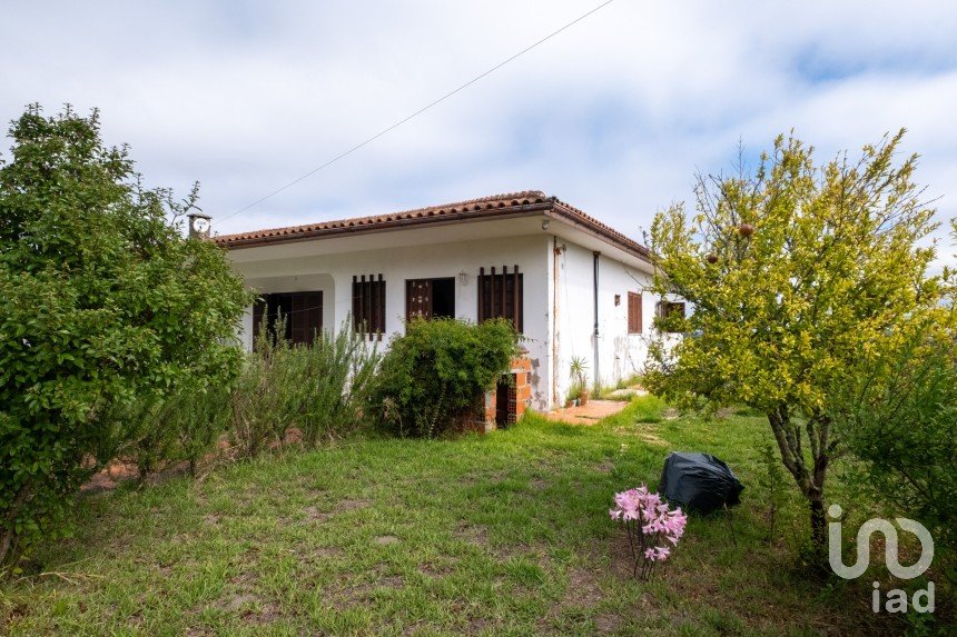 Moradia T4 em Alhadas de 580 m²