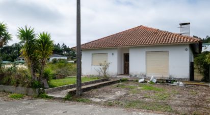 Maison T4 à Alhadas de 580 m²