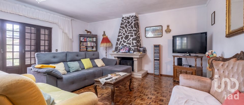 Moradia T4 em Alhadas de 580 m²