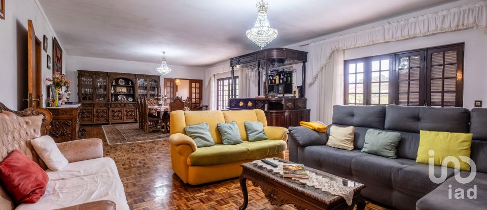 Moradia T4 em Alhadas de 580 m²