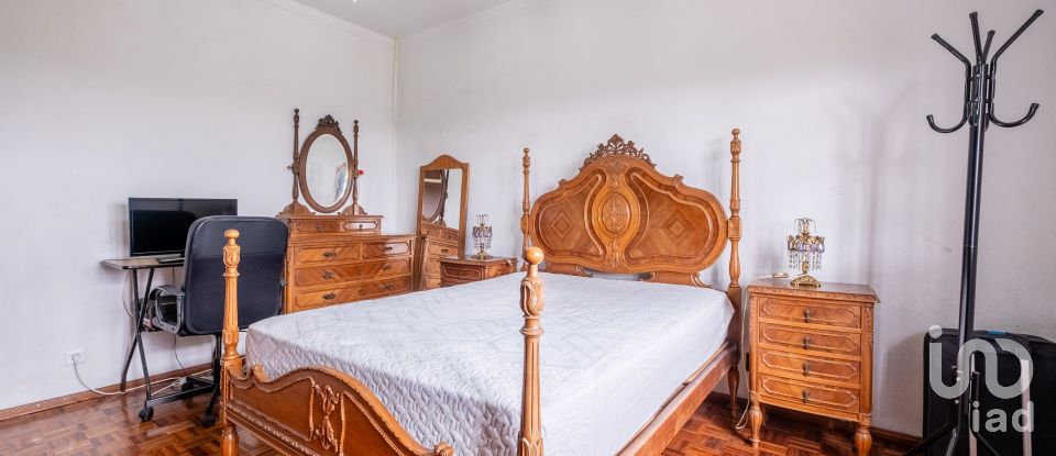 Moradia T4 em Alhadas de 580 m²