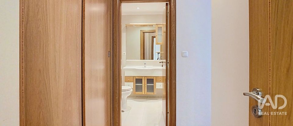 Apartment T2 in Odivelas of 102 m²