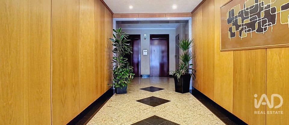 Apartment T2 in Odivelas of 102 m²