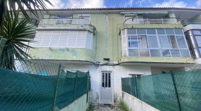 Bâtiment à Almada, Cova da Piedade, Pragal e Cacilhas de 330 m²