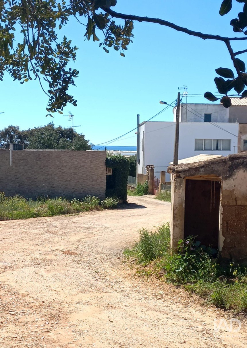Terreno em Luz de Tavira e Santo Estêvão de 1 530 m²