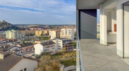 Appartement T3 à Marrazes e Barosa de 213 m²