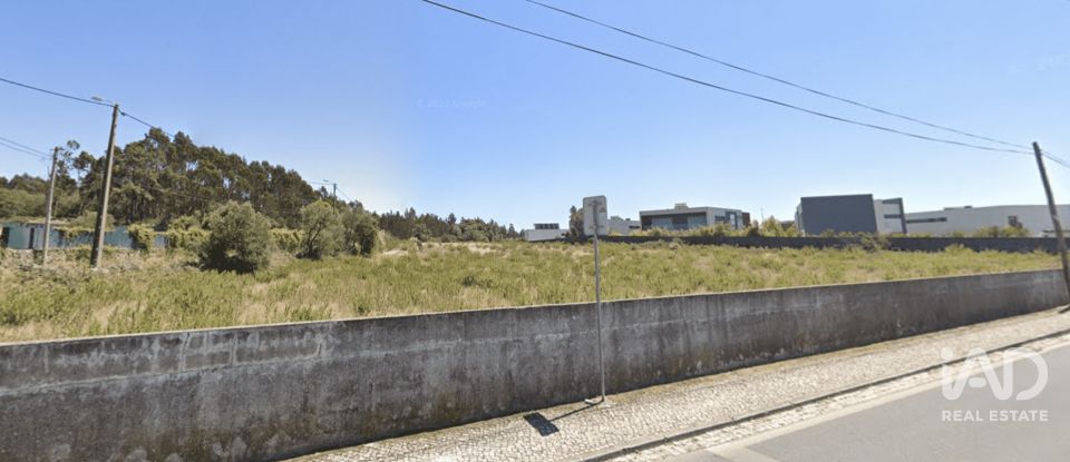 Terreno em Rio de Mouro de 4 680 m²