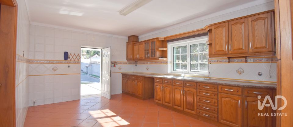 Moradia T4 em São Miguel, Santa Eufémia e Rabaçal de 181 m²