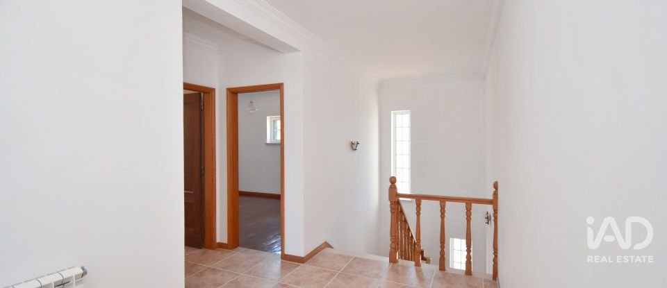 Moradia T4 em São Miguel, Santa Eufémia e Rabaçal de 181 m²