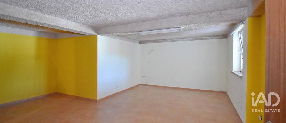 Moradia T4 em São Miguel, Santa Eufémia e Rabaçal de 181 m²